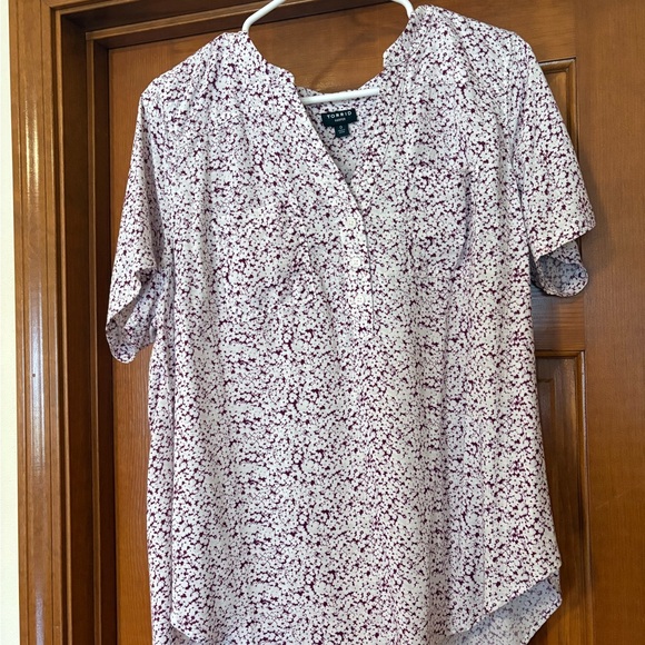 Torrid Harper Blouse Bundle - Floral, Cream, Olive - Picture 3 of 5